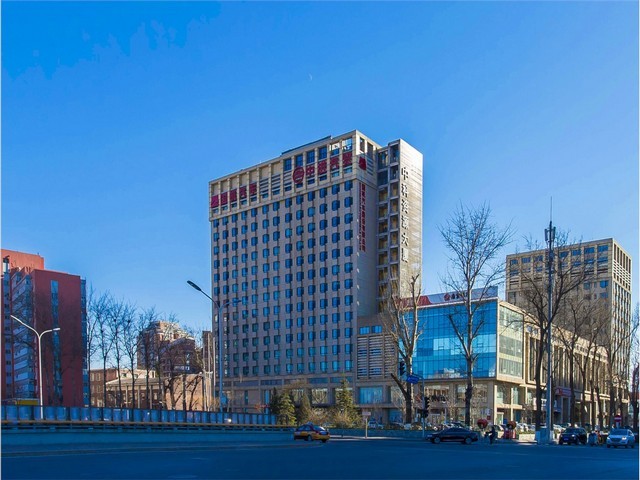 绍兴室内玻璃钢雕塑厂家电话